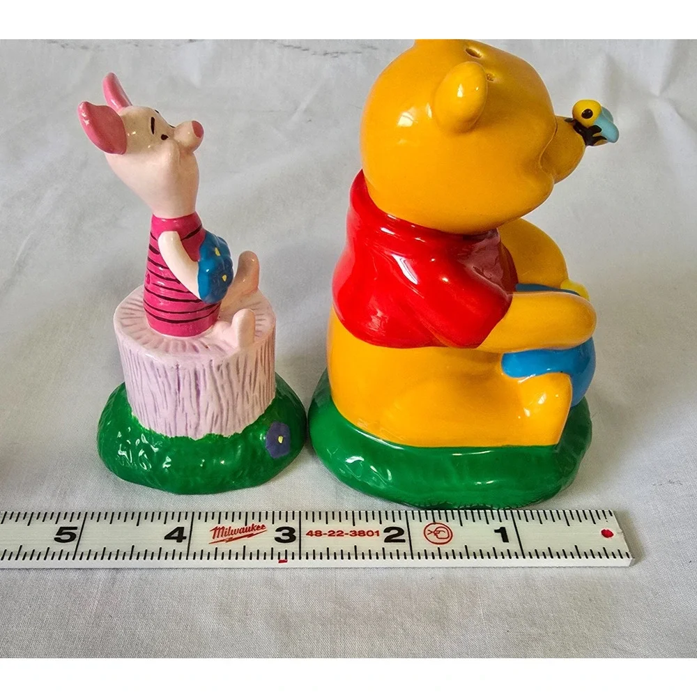 Disney Winnie the Pooh & Piglet Salt & Pepper Shakers 3.75